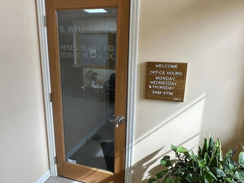 5031 Forest Drive, Unit B, New Albany, OH 43054 Photo 3