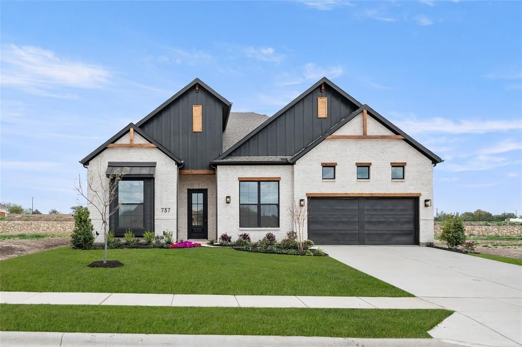 737 Meridian Drive, Aledo, TX 76008 Main Photo