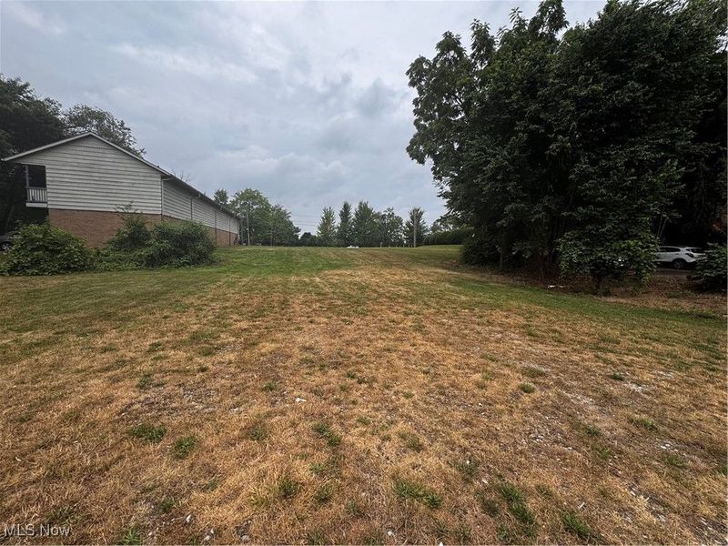 444 Sumner Street, Akron, OH 44304 Photo 4