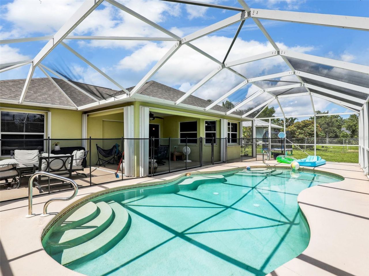 1335 SE 12th Street, Cape Coral, FL 33990 Photo