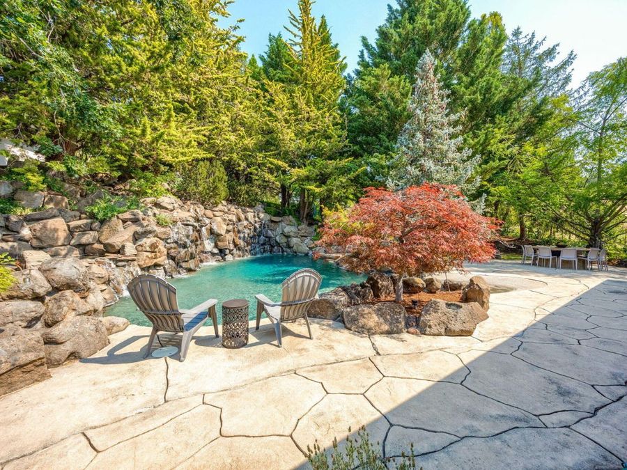 Property Image 108