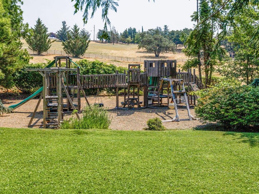Property Image 118