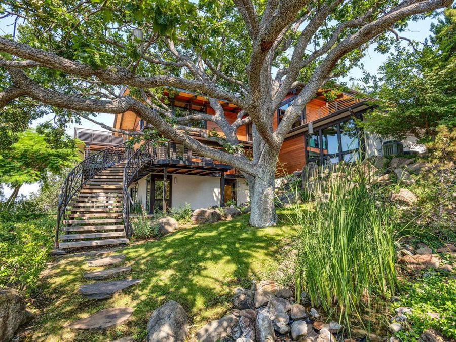 Property Image 90