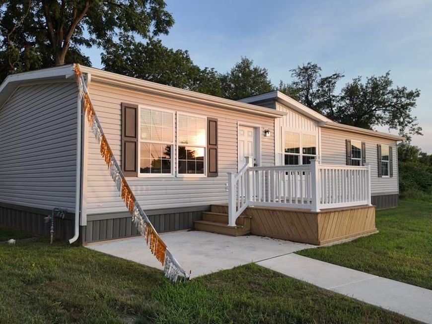 30 W Willow, Palmyra, PA 17078 Main Photo