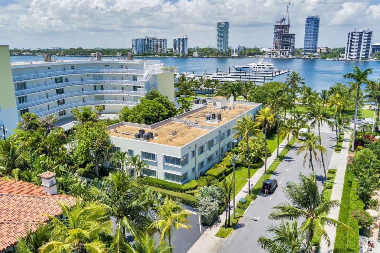 381 S Lake Drive, Unit 8, Palm Beach, FL 33480 Photo