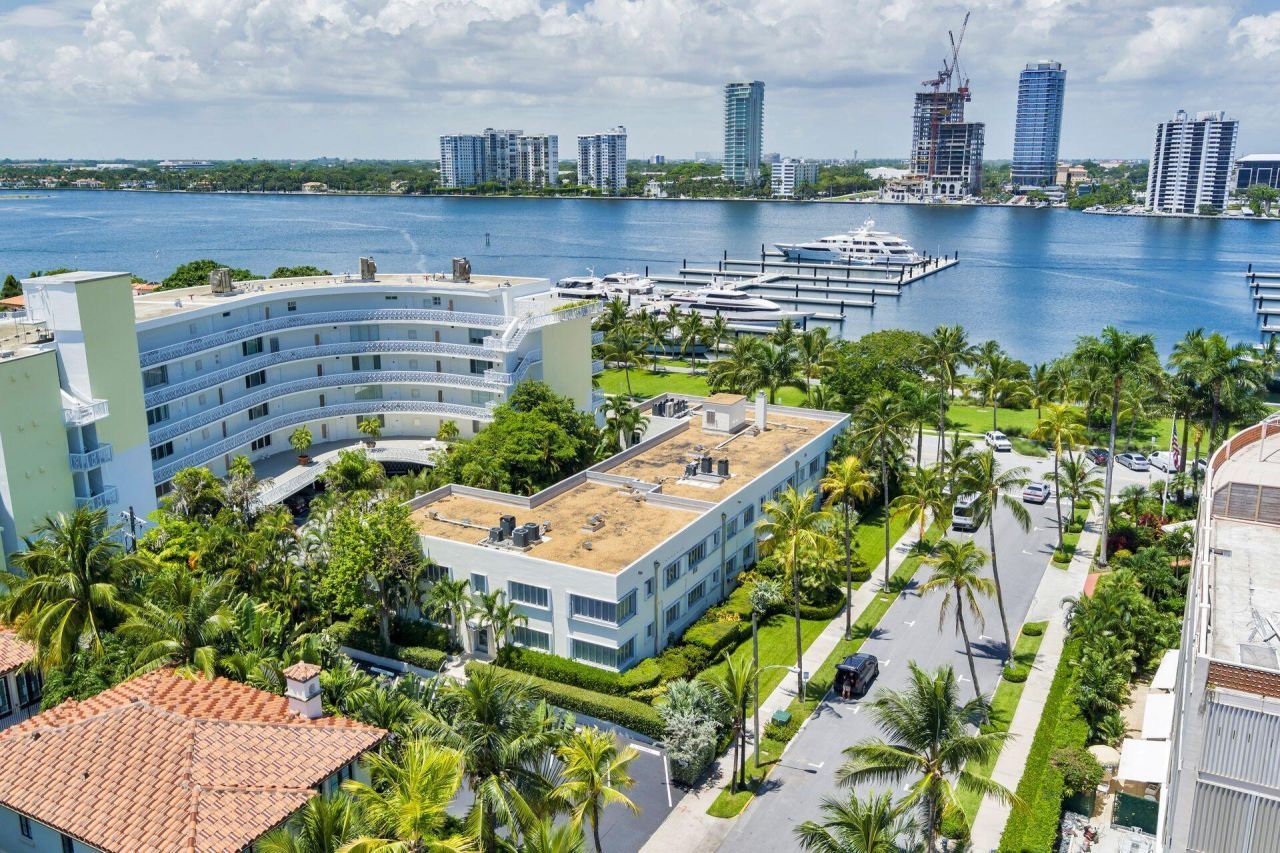 381 S Lake Drive, Unit 8, Palm Beach, FL 33480 Photo