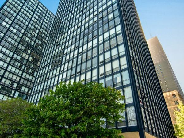 880 N Lake Shore Drive, Unit 17G, Chicago, IL 60611