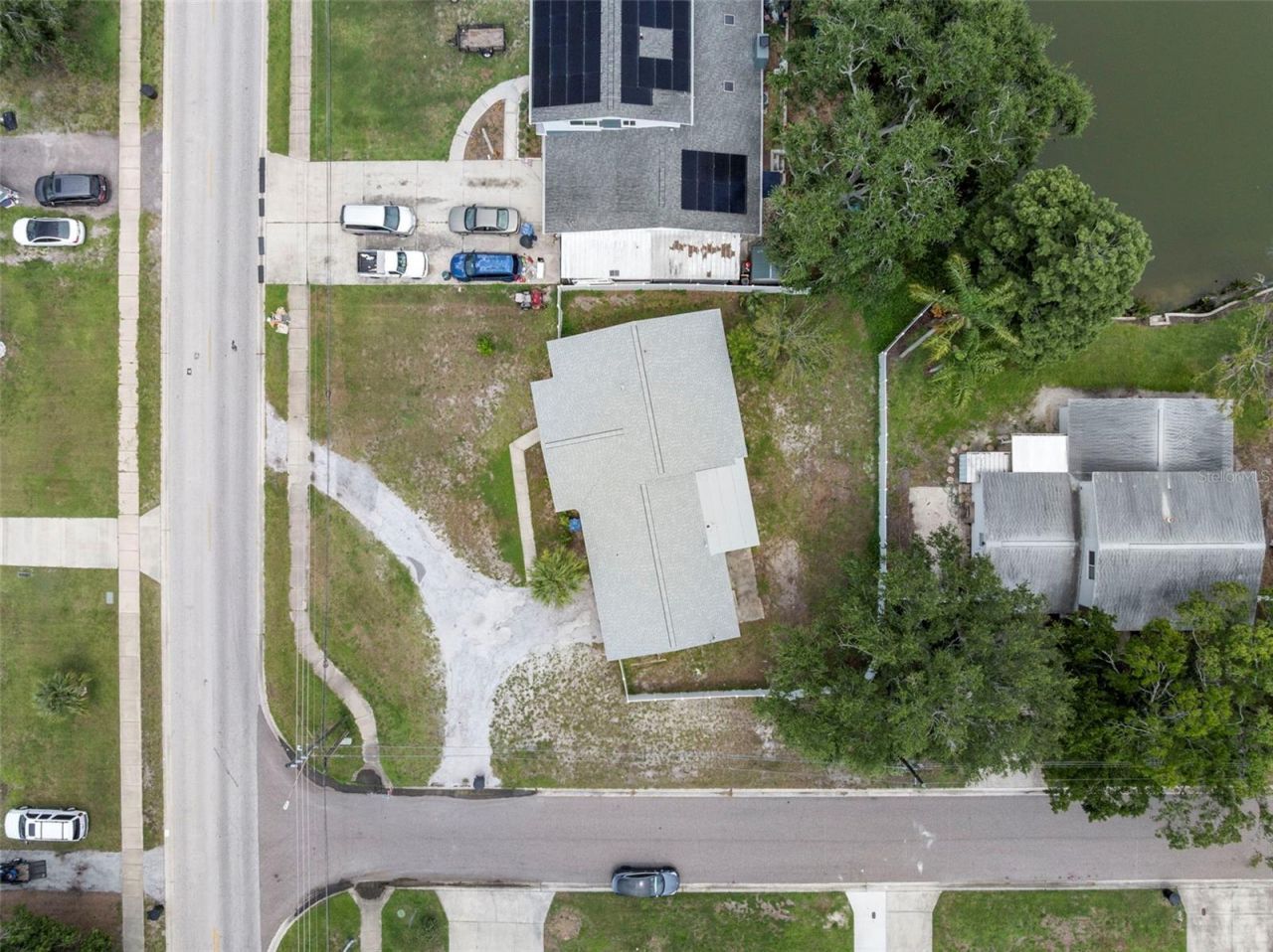 1570 83rd Avenue N, Saint Petersburg, FL 33702 Photo