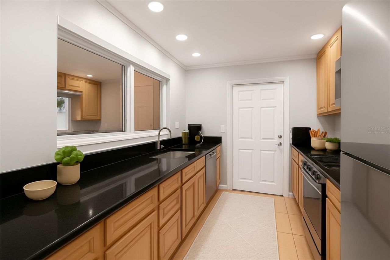 1570 83rd Avenue N, Saint Petersburg, FL 33702 Photo