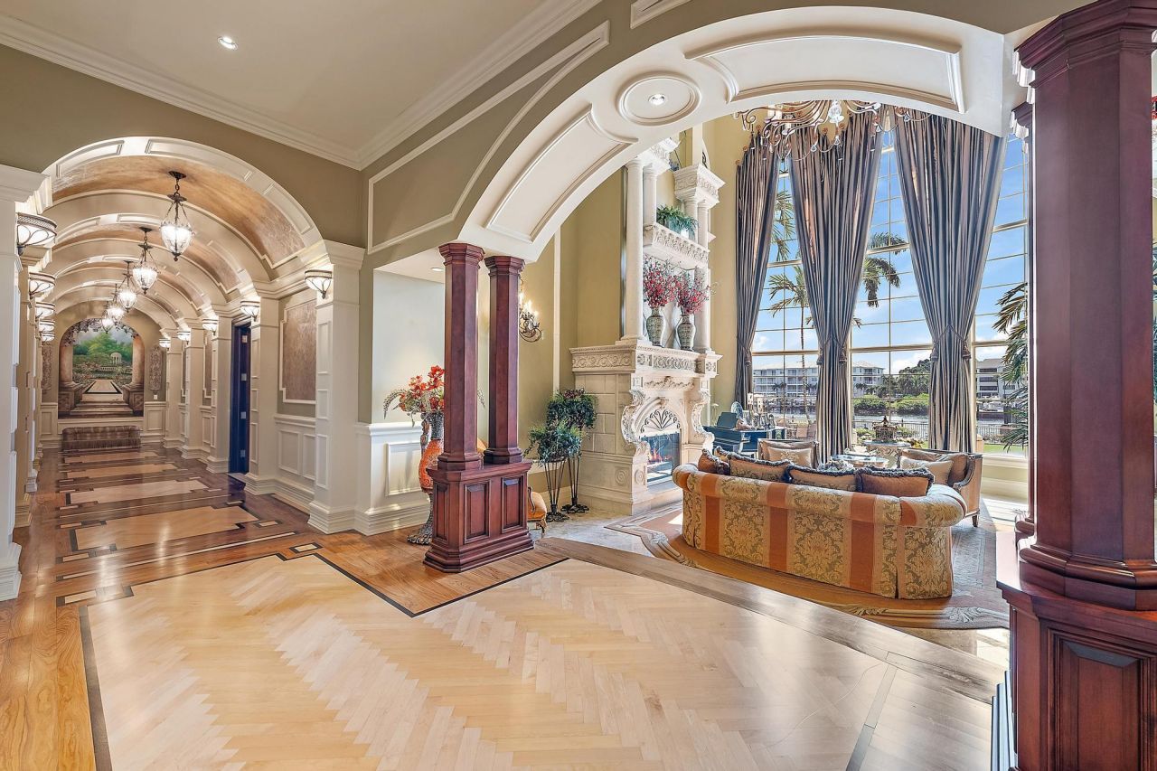 2330 Seven Oaks Lane, Palm Beach Gardens, FL 33410 Photo