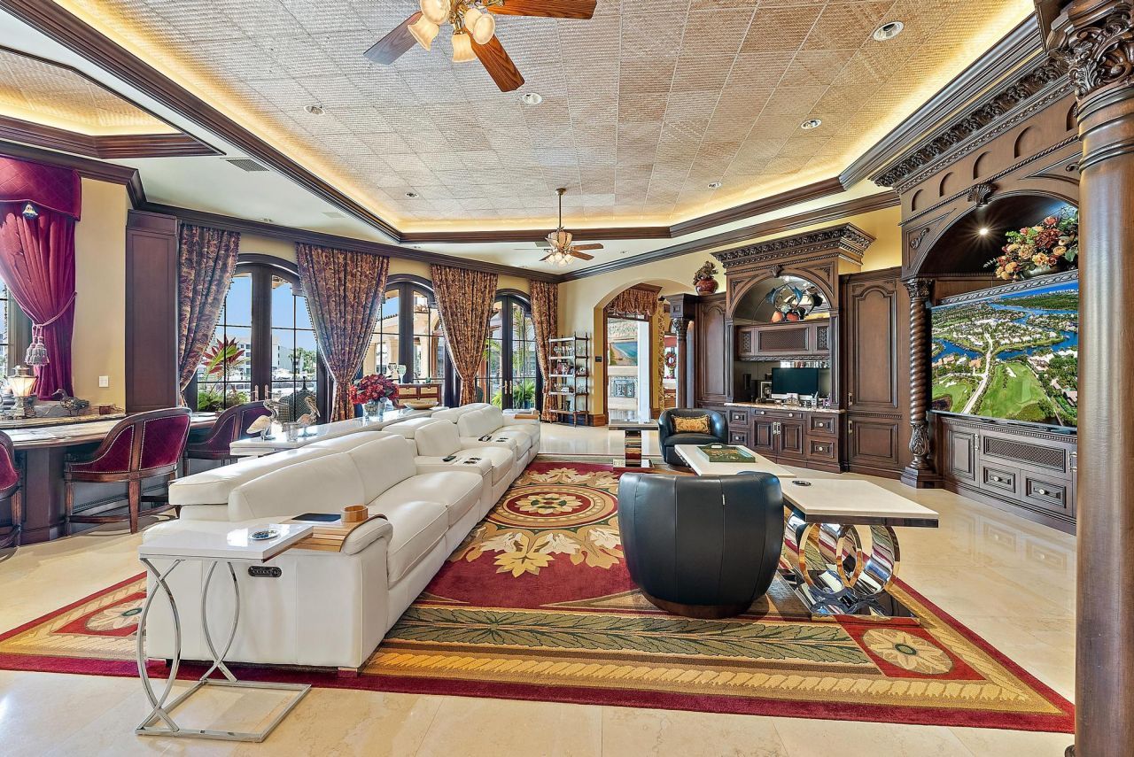 2330 Seven Oaks Lane, Palm Beach Gardens, FL 33410 Photo