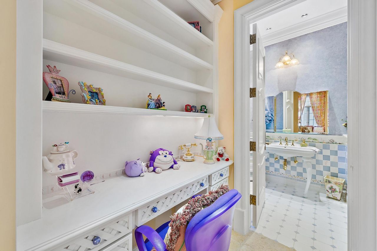 2330 Seven Oaks Lane, Palm Beach Gardens, FL 33410 Photo