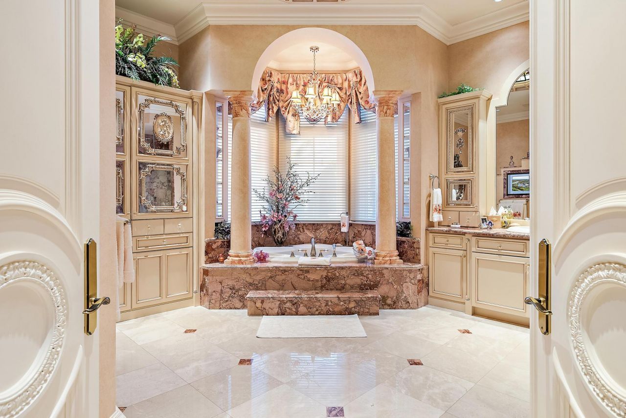 2330 Seven Oaks Lane, Palm Beach Gardens, FL 33410 Photo