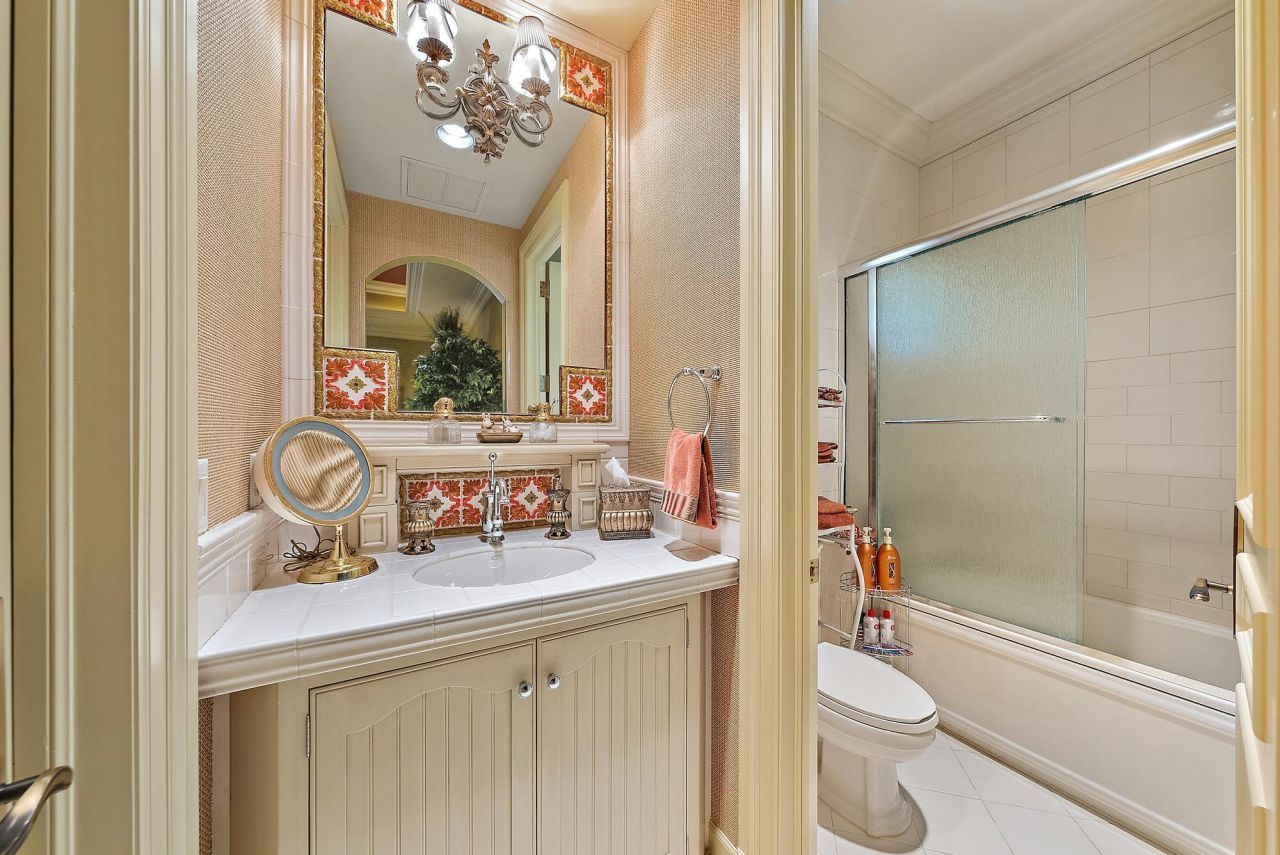 2330 Seven Oaks Lane, Palm Beach Gardens, FL 33410 Photo