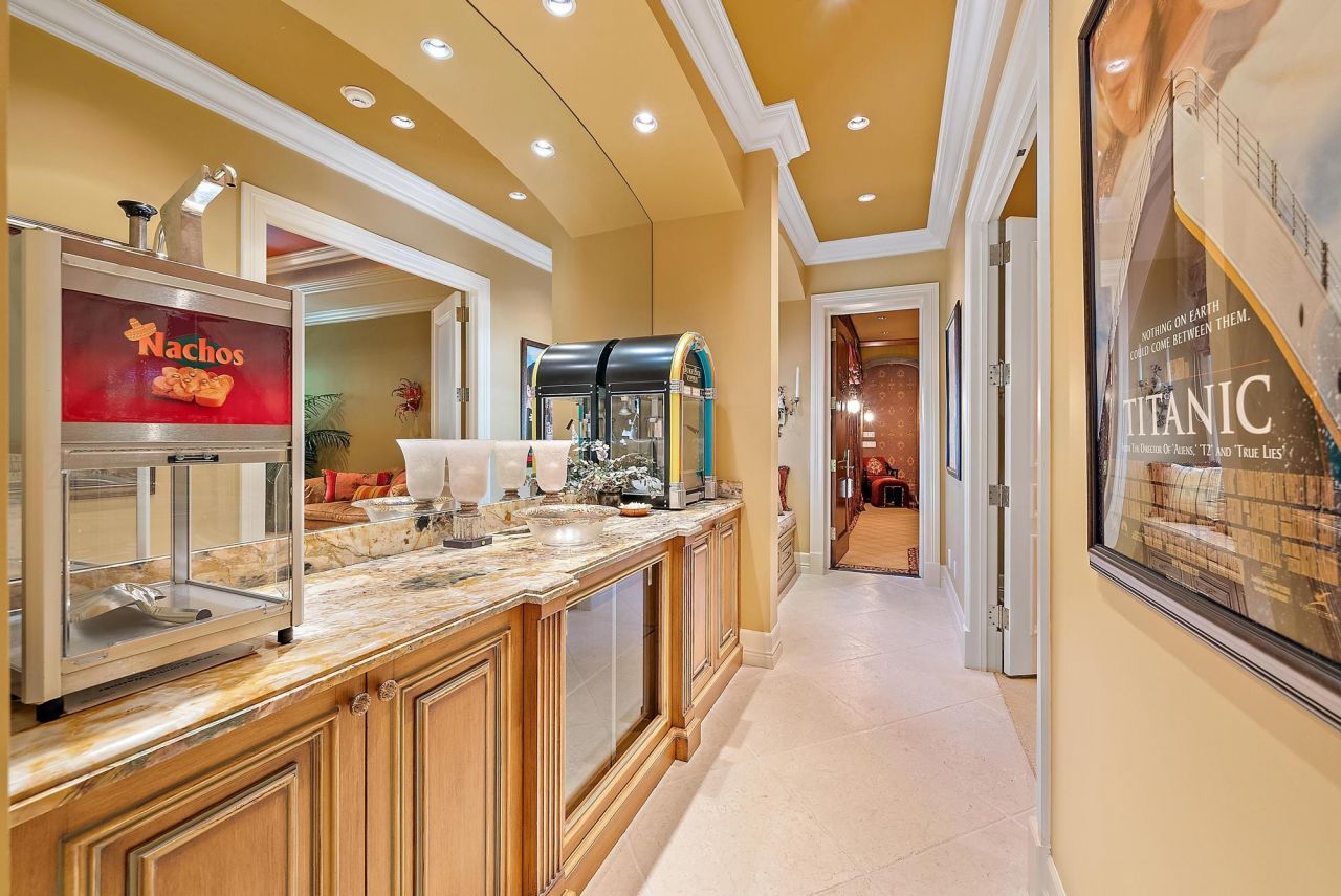 2330 Seven Oaks Lane, Palm Beach Gardens, FL 33410 Photo