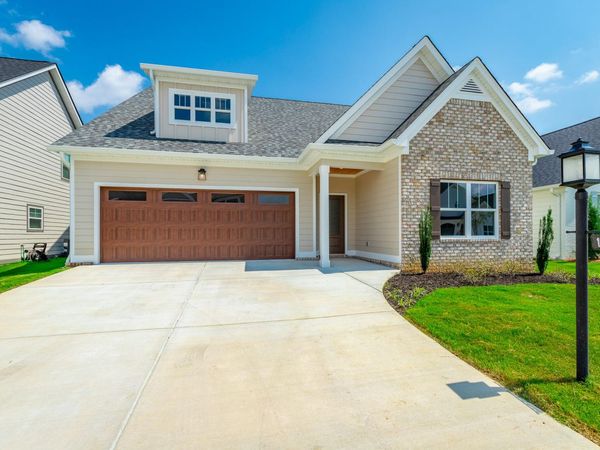 1036 Silverpine Drive, Chattanooga, TN 37421