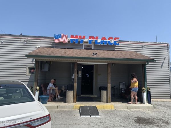 1031 Findlay Road, Lima, OH 45801