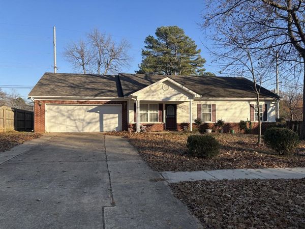 1614 Tanglewood, Jonesboro, AR 72402