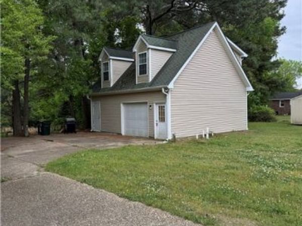 1203 S 3RD Street, Lillington, NC 27546
