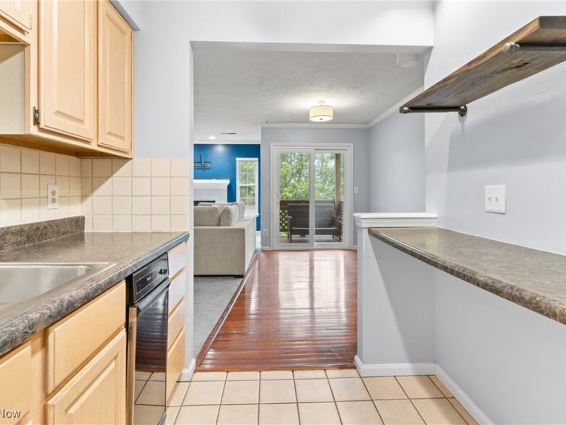 1316 Cedarwood Drive, Unit D3, Westlake, OH 44145 Photo 10