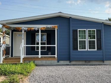 2114 SCULL STREET, LEBANON, PA 17046