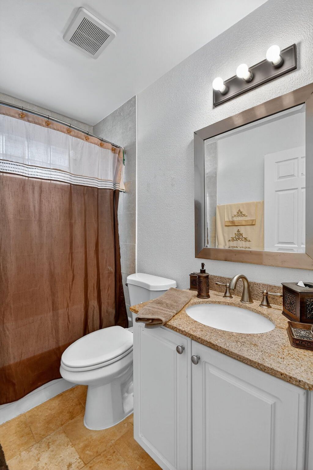 7553 Savannah Lane, Lake Worth, FL 33463 Photo