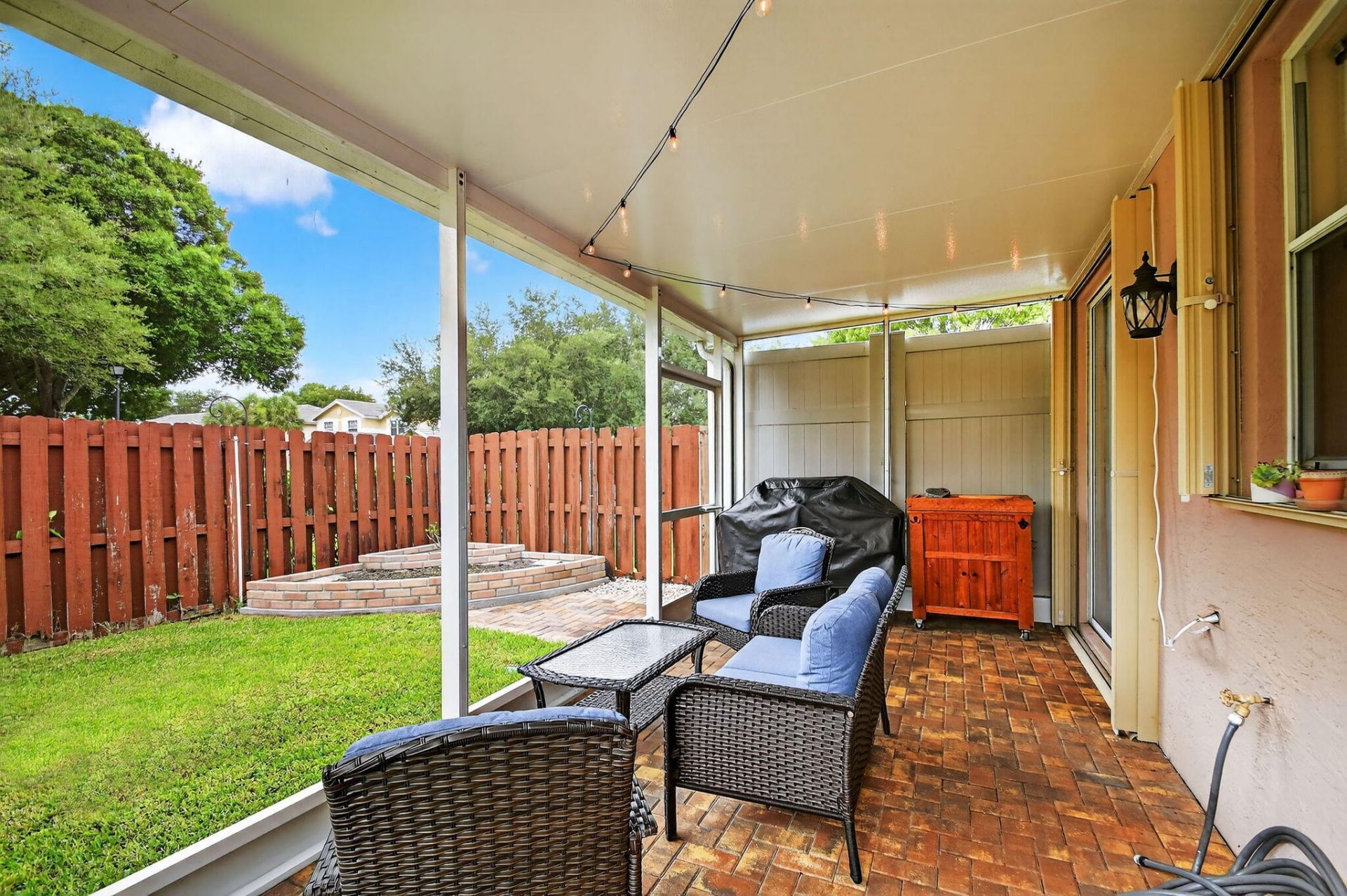 7553 Savannah Lane, Lake Worth, FL 33463 Photo