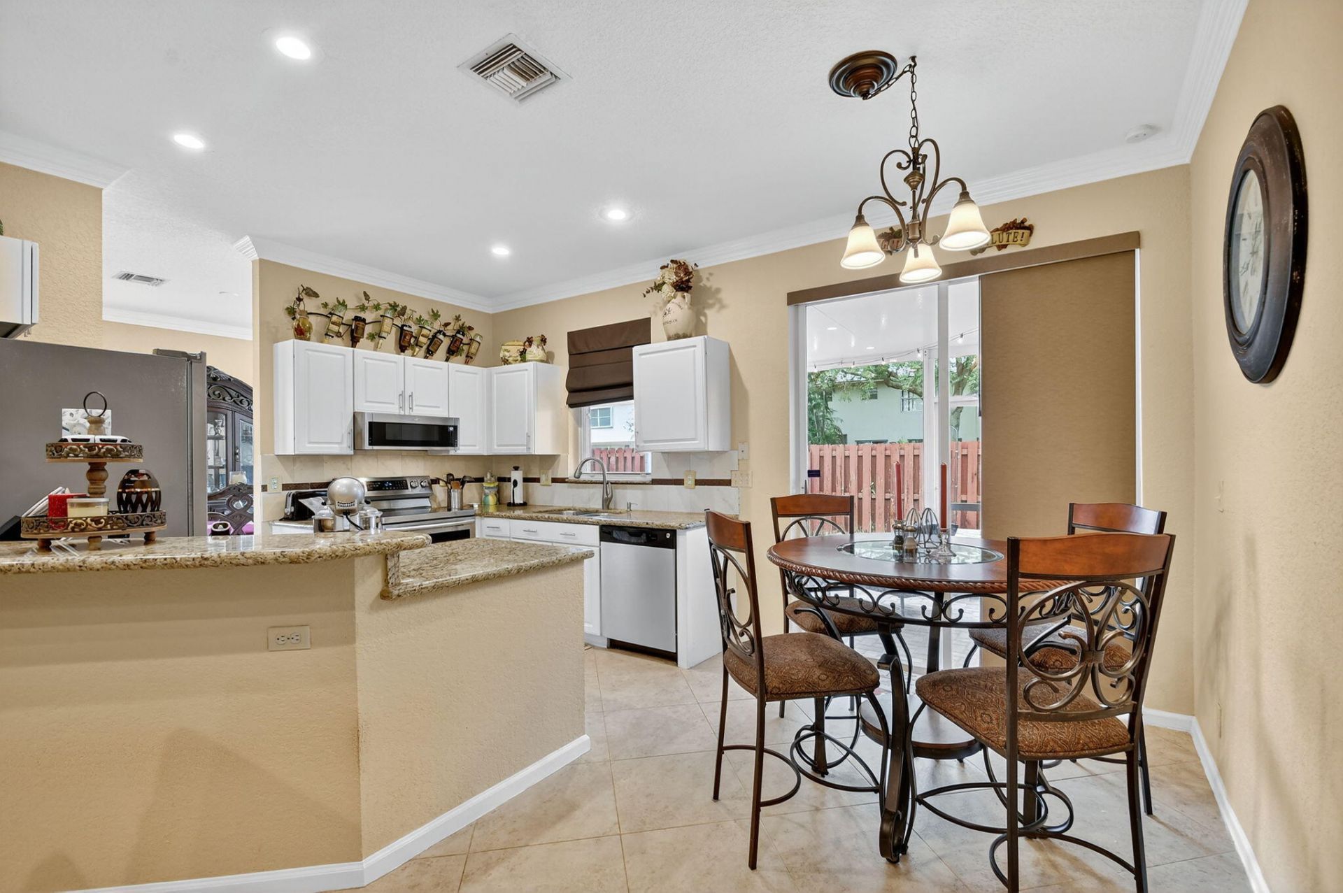 7553 Savannah Lane, Lake Worth, FL 33463 Photo