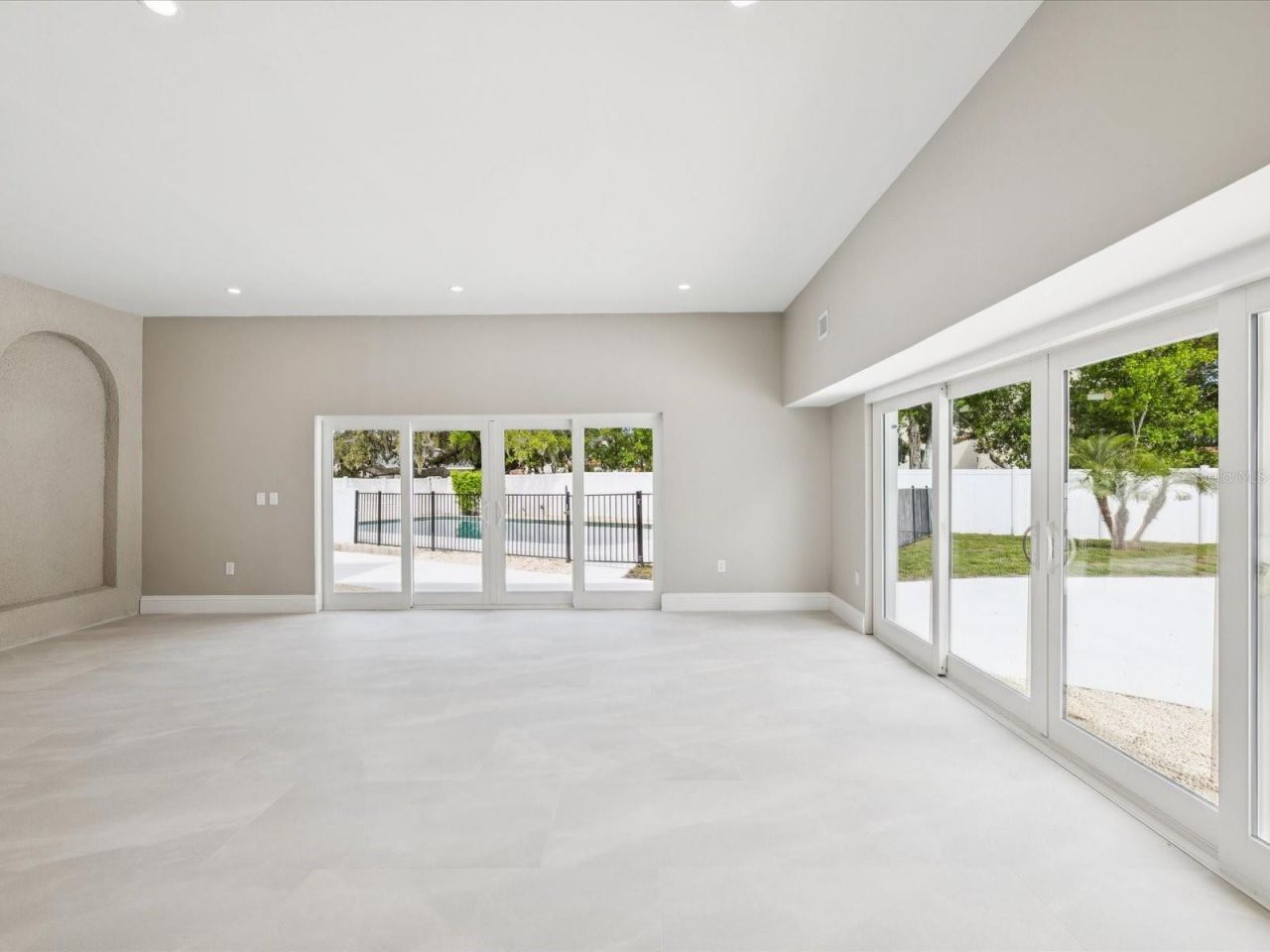 456 Gardenia Street, Belleair, FL 33756 Photo