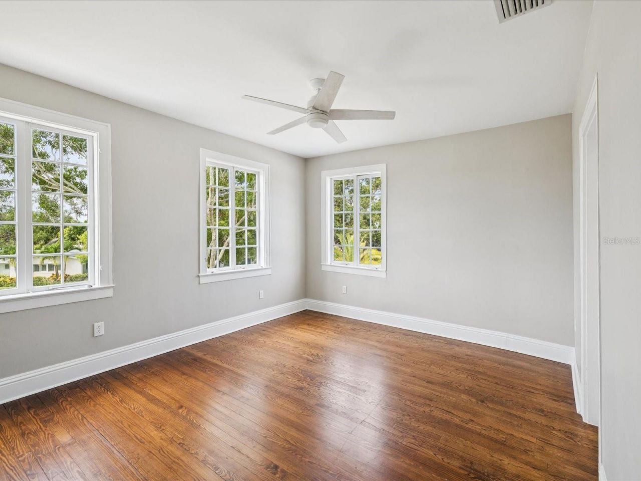 456 Gardenia Street, Belleair, FL 33756 Photo