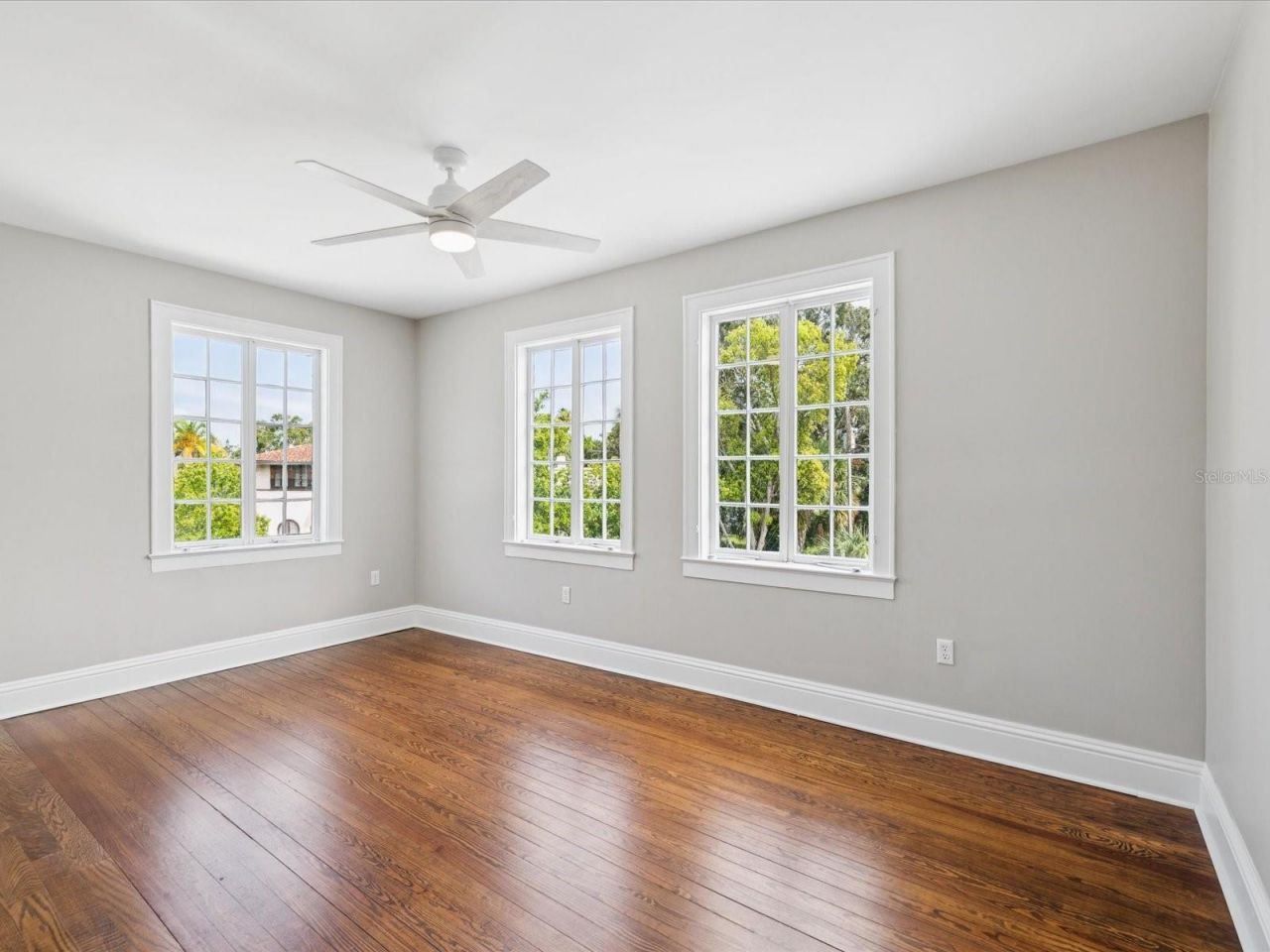 456 Gardenia Street, Belleair, FL 33756 Photo