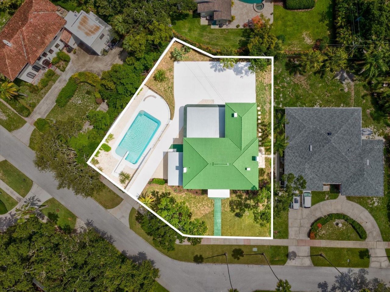 456 Gardenia Street, Belleair, FL 33756 Photo