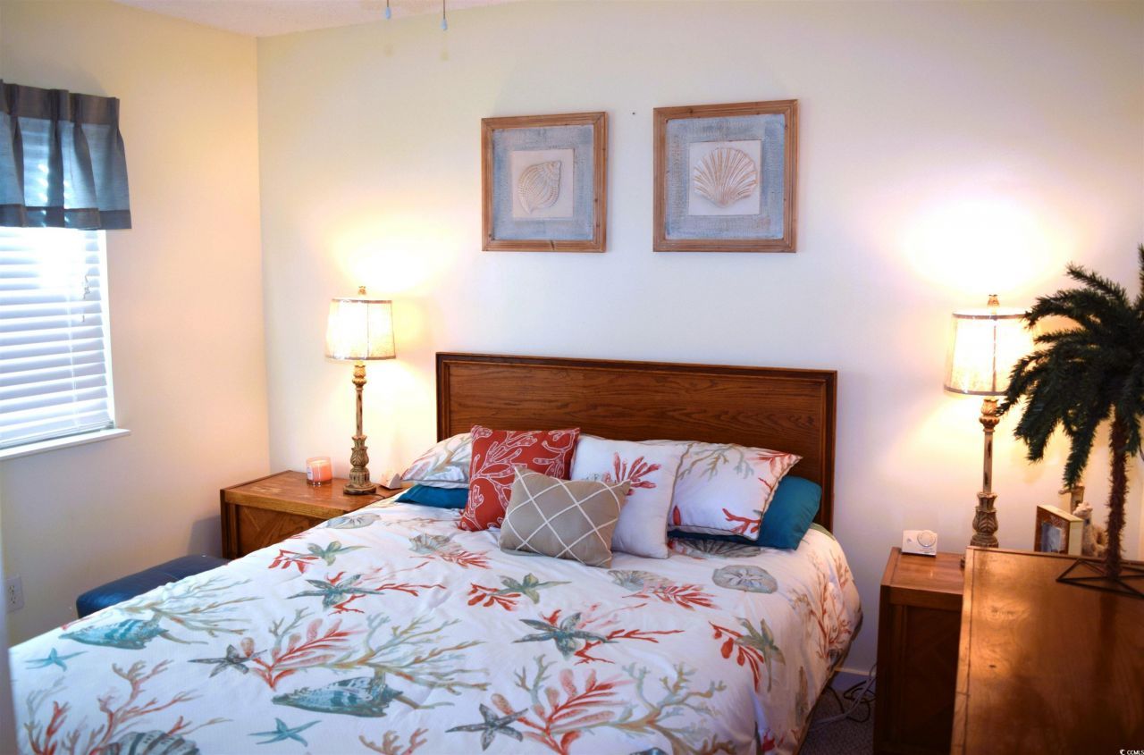 9661 Shore Dr. Photo 10