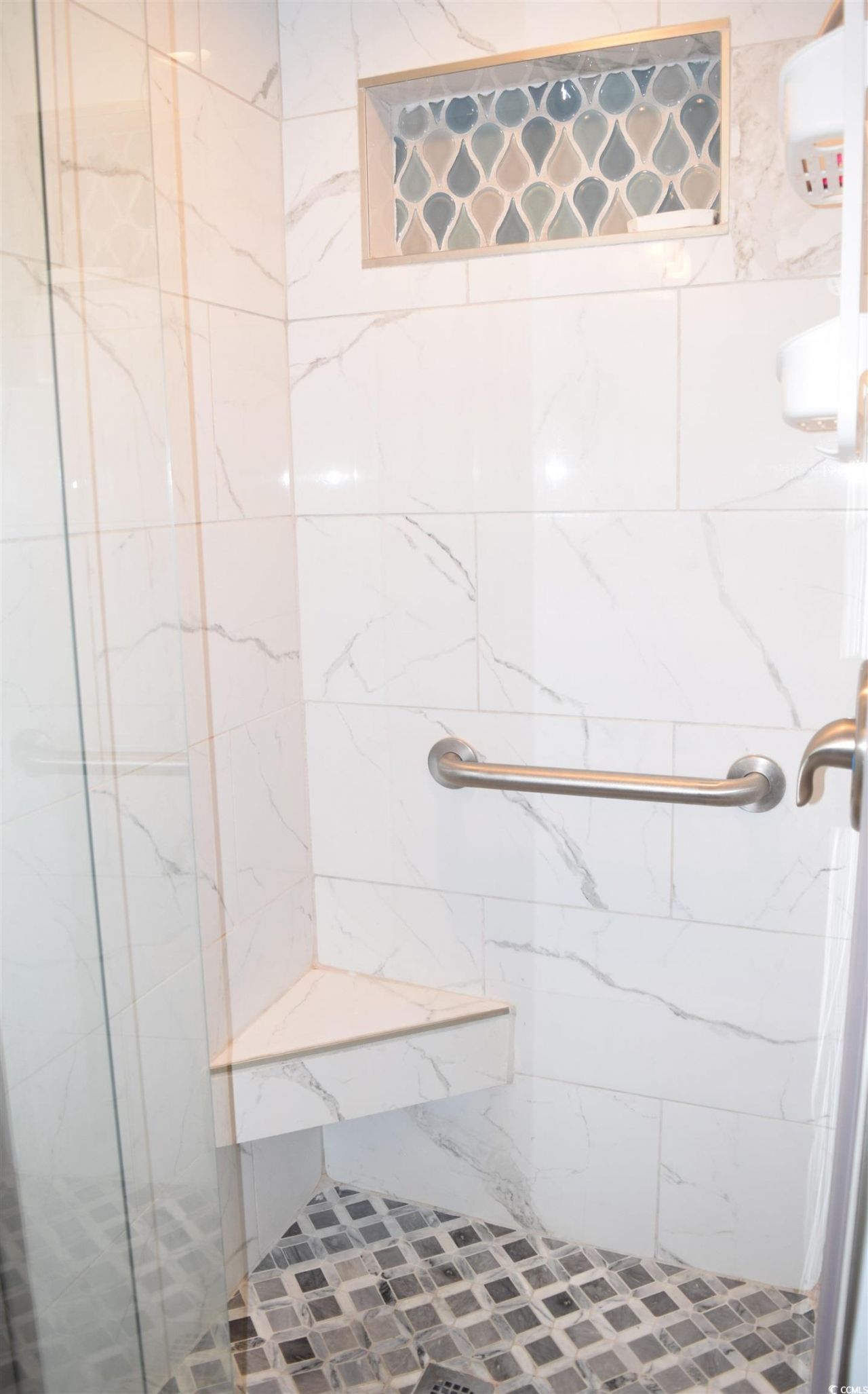 9661 Shore Dr. Photo 24