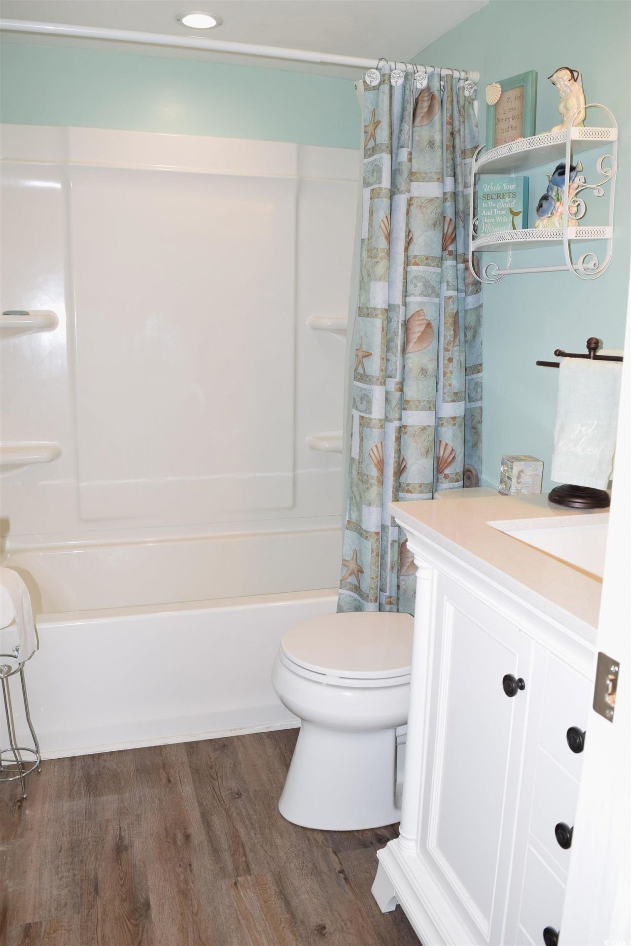 9661 Shore Dr. Photo 26