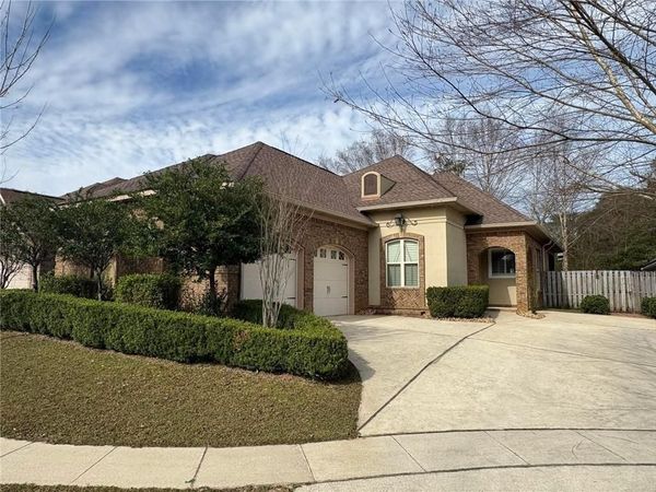 6140 Louise Place E, Mobile, AL 36609