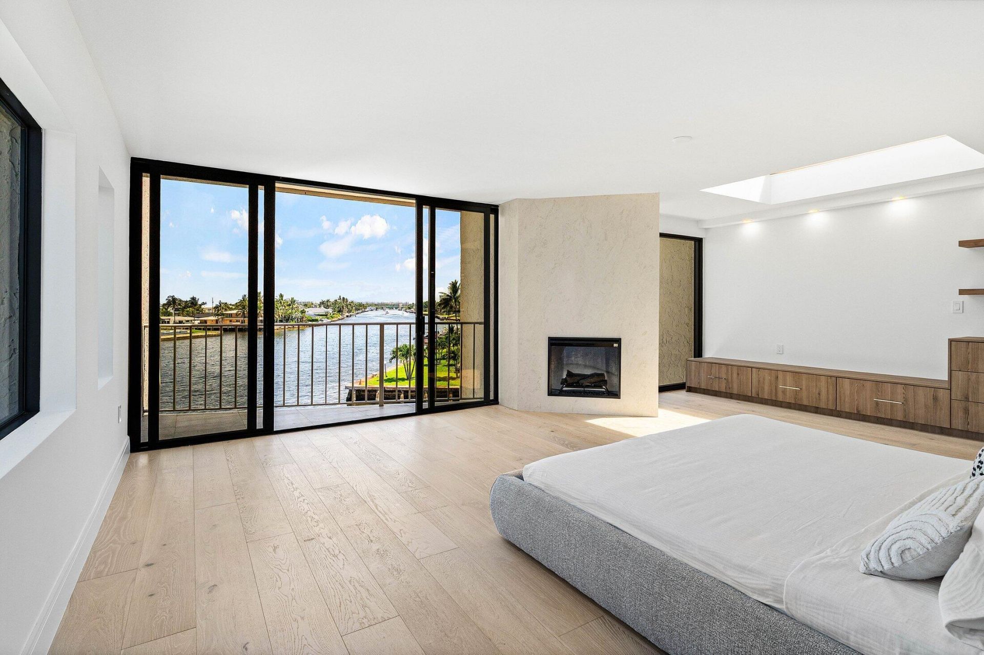 1222 Hillsboro Mile, Unit 24, Hillsboro Beach, FL 33062 Photo