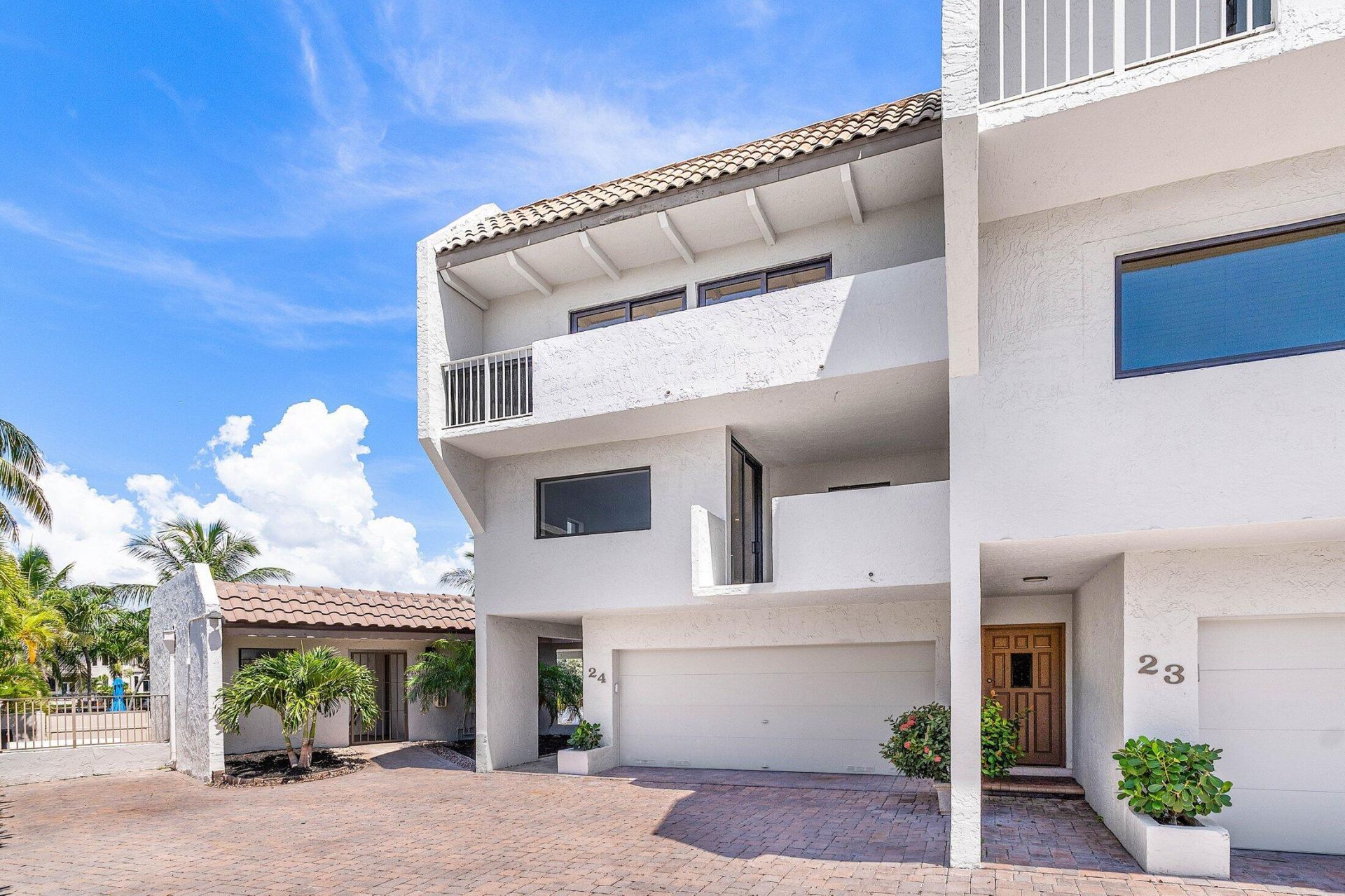 1222 Hillsboro Mile, Unit 24, Hillsboro Beach, FL 33062 Photo