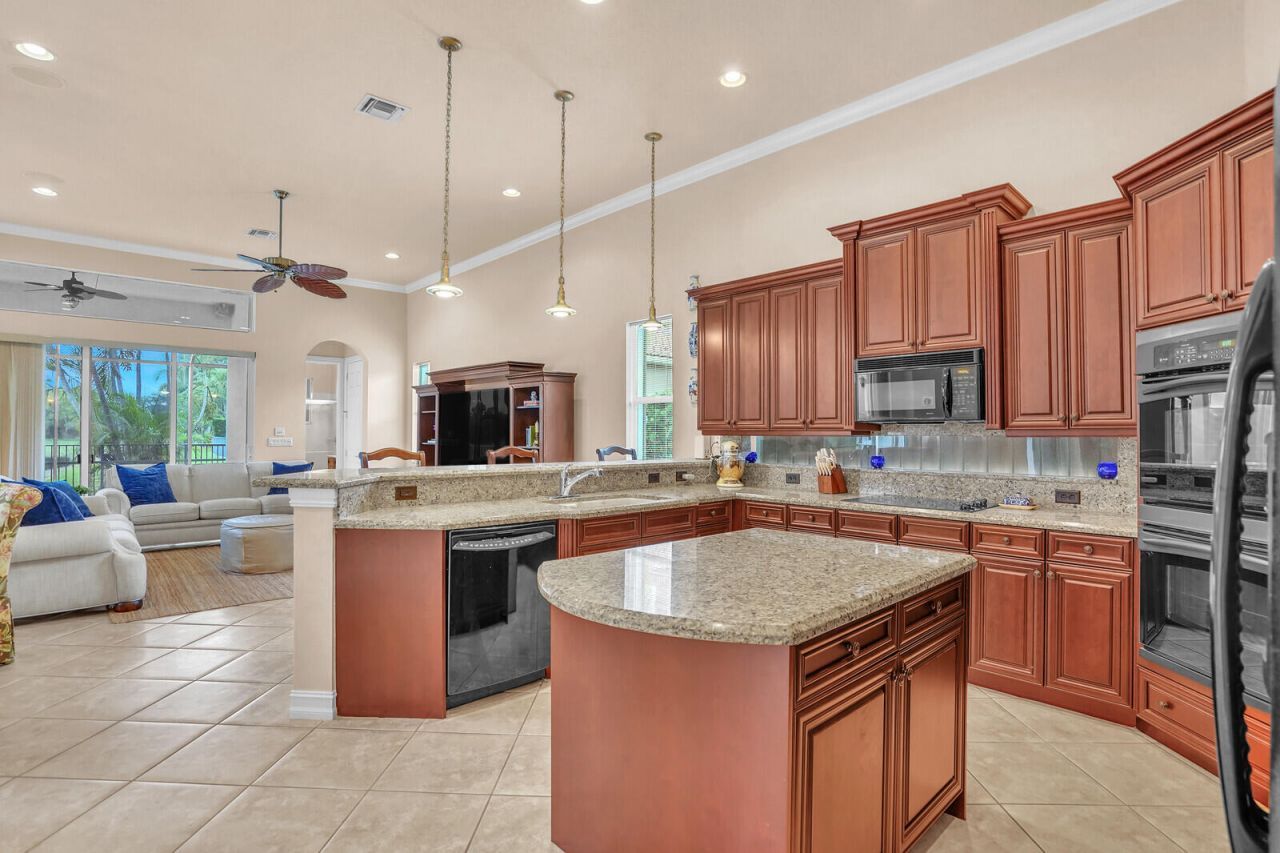 775 Montclaire Court, Royal Palm Beach, FL 33411 Photo