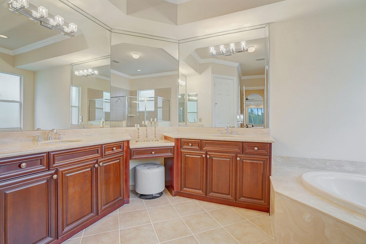 775 Montclaire Court, Royal Palm Beach, FL 33411 Photo