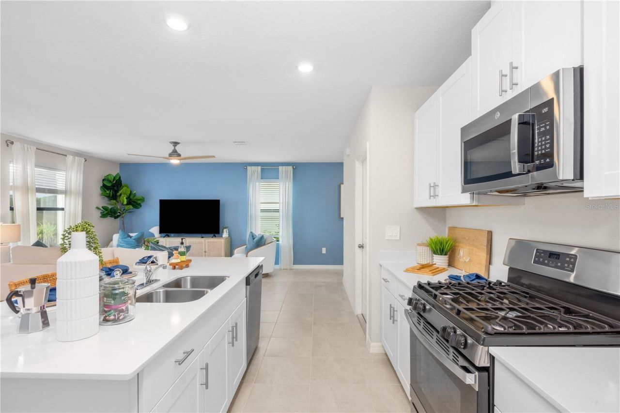 9076 Tequila Sunrise Drive, Sarasota, FL 34241 Photo