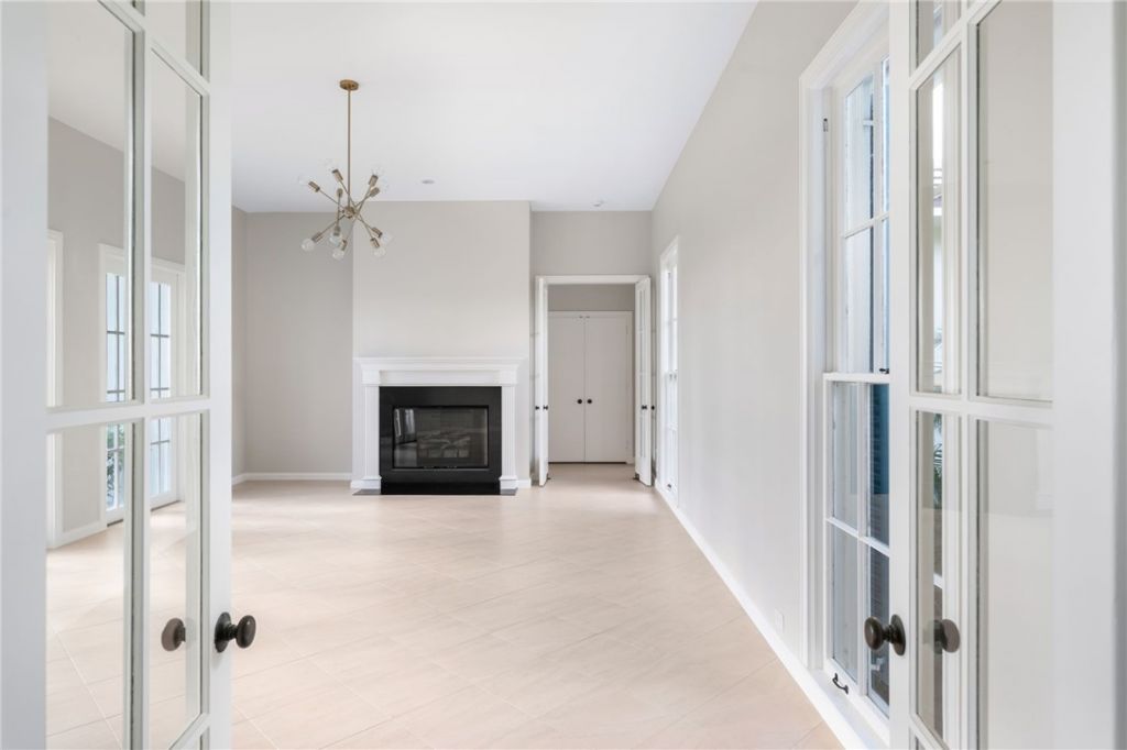 2136 S Porpoise Point Lane, Vero Beach, FL 32963 Photo