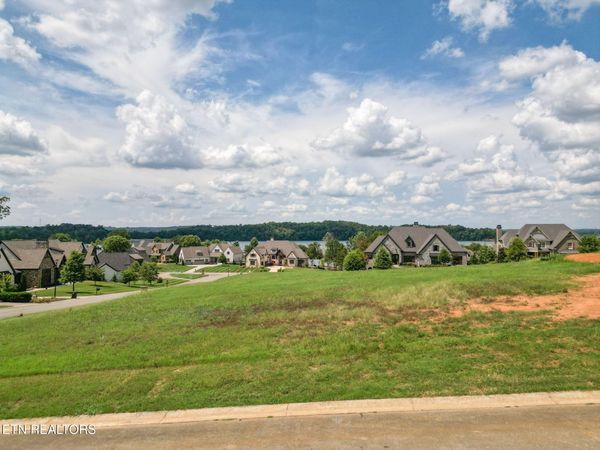 164 Captains Way, Lenoir City, TN 37772