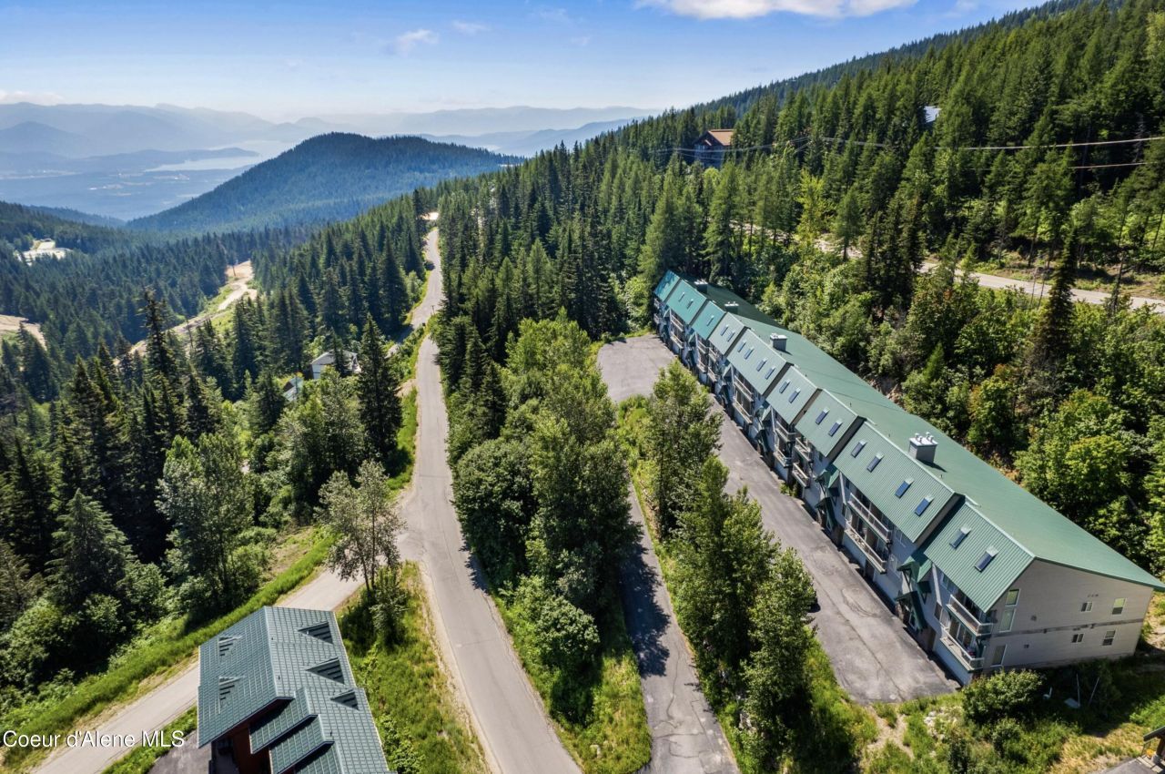 107 Cornice Ct, Unit 306, Sandpoint, ID 83864 Main Photo