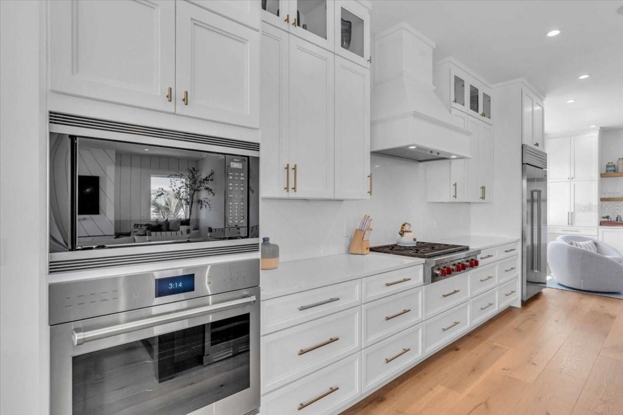 229 Willow Avenue, Anna Maria, FL 34216 Photo