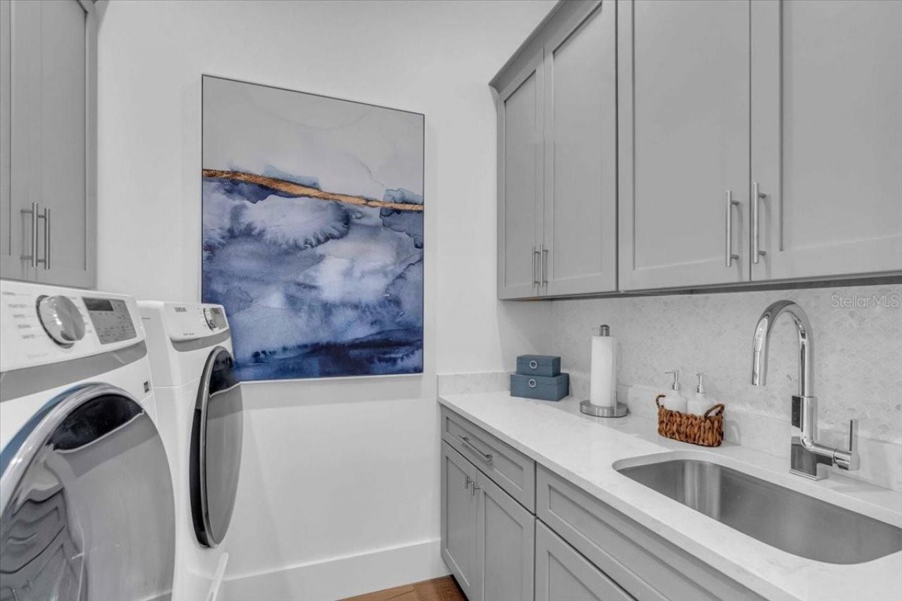 229 Willow Avenue, Anna Maria, FL 34216 Photo