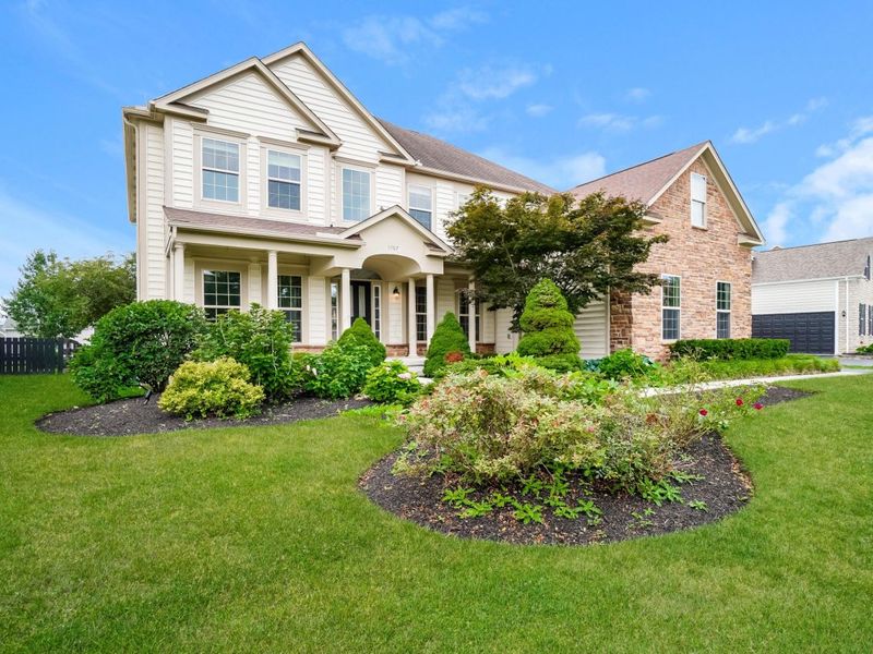 1907 Timber Haven Court, Grove City, OH 43123 Photo 1