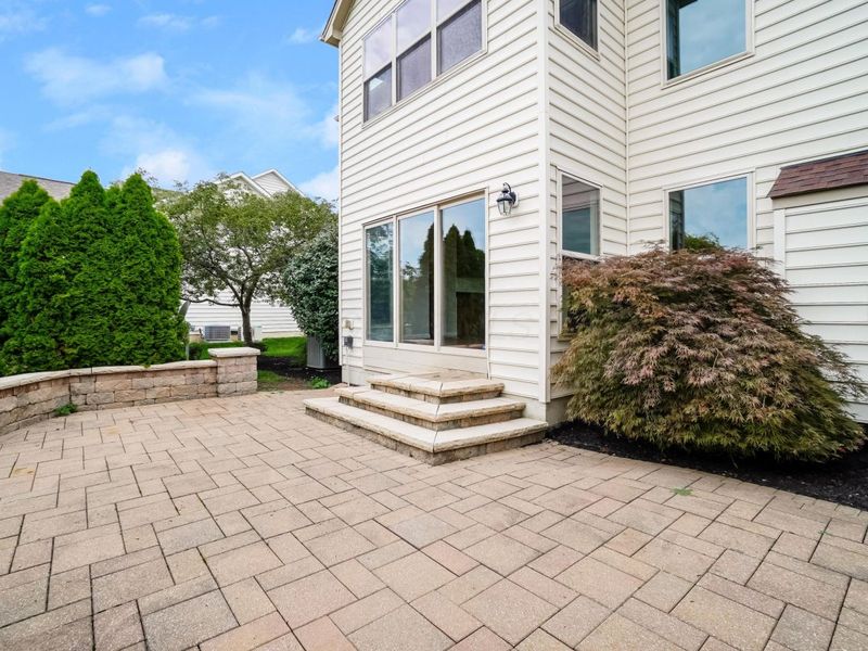 1907 Timber Haven Court, Grove City, OH 43123 Photo 14