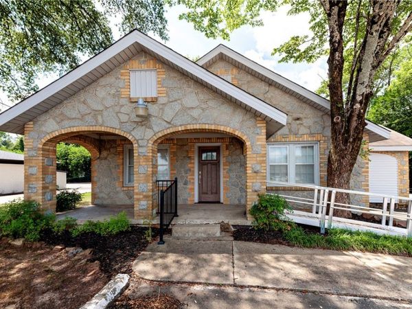 2845 W Prince Street, Conway, AR 72034