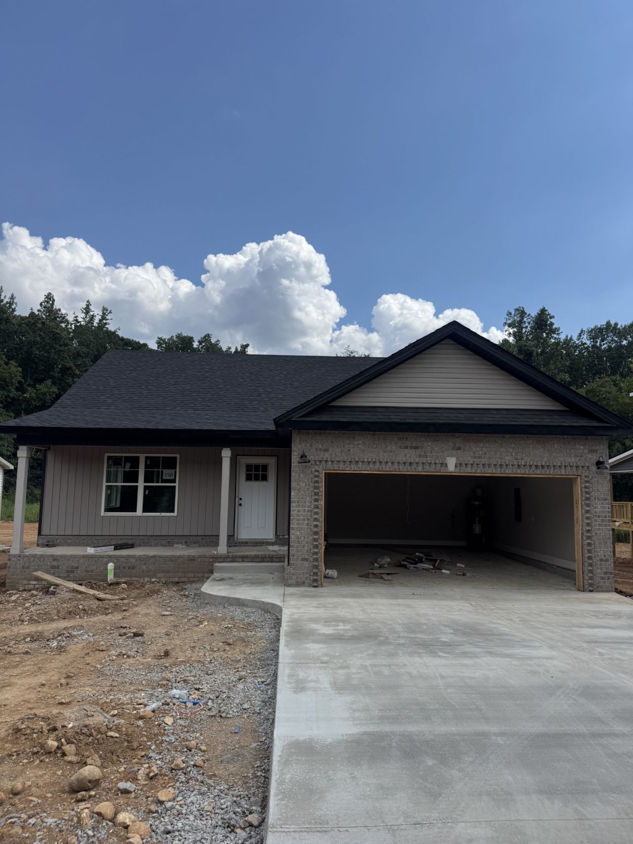 150 Irish Hills, Clarksville, TN 37042 Main Photo